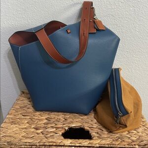 MDBM Maison de Beaute Marseilles Cholet Two-Tone Medium Tote Pouch included!